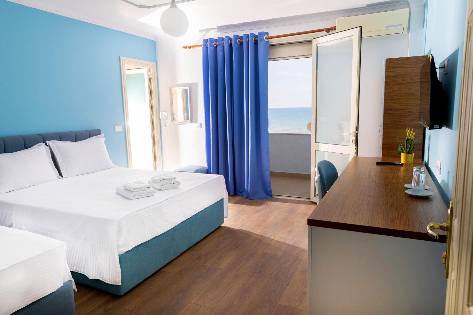 Hotel Vila Max Durres Exterior photo