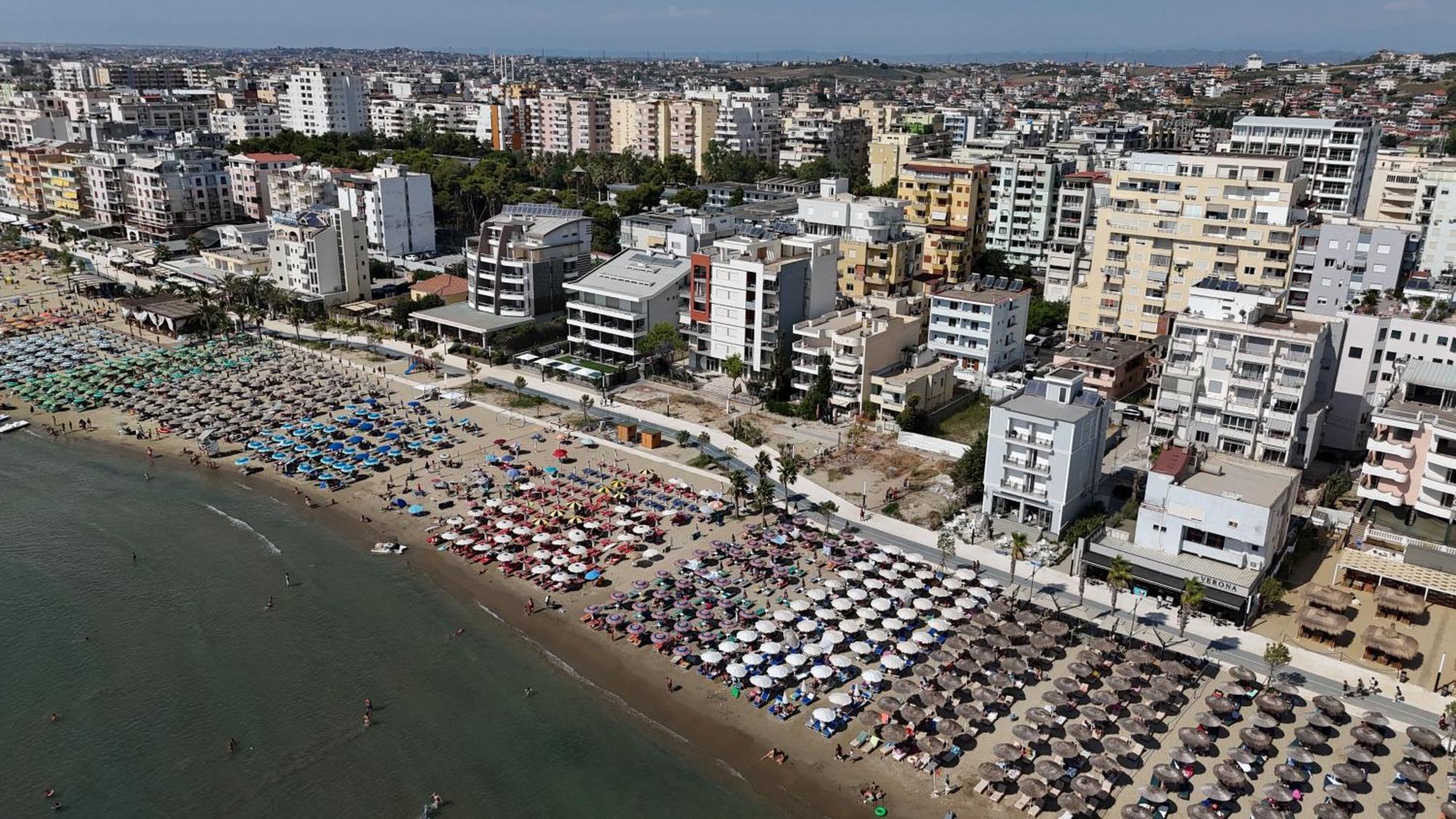 Hotel Vila Max Durres Exterior photo